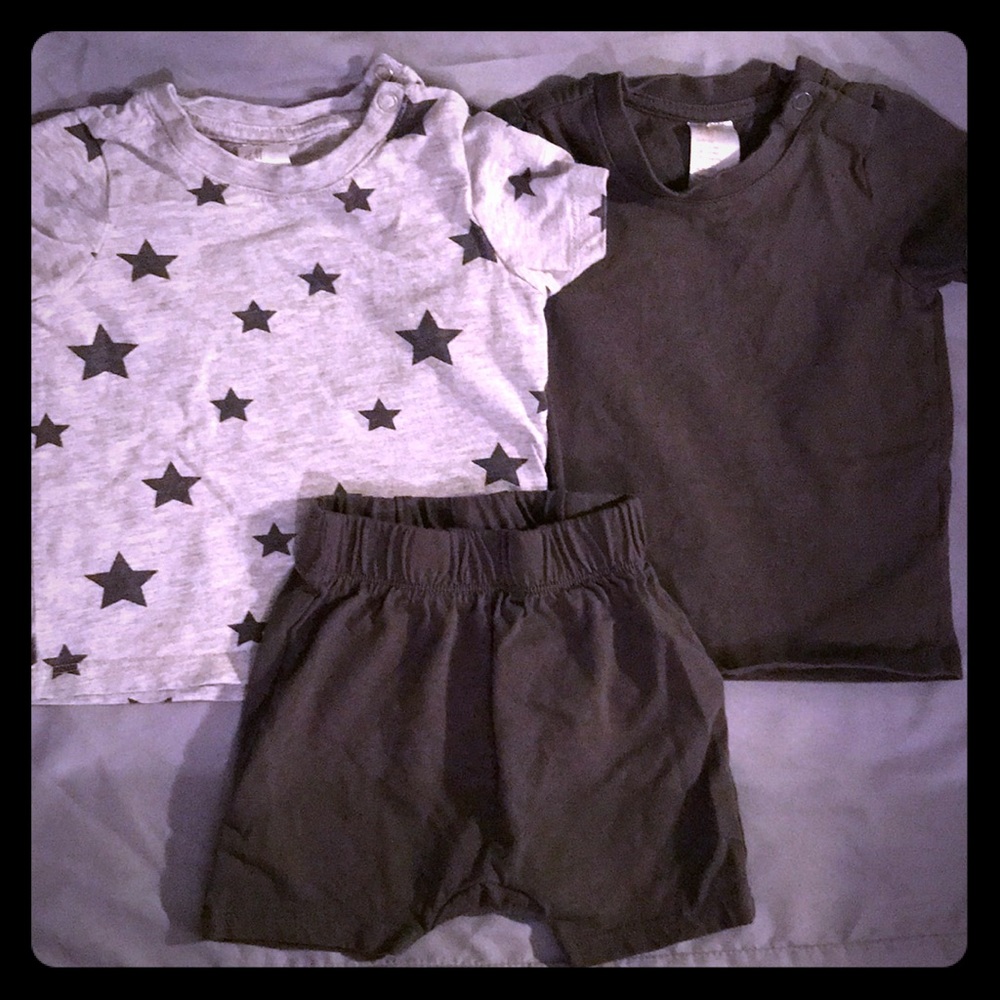 H&M t-shirts and short